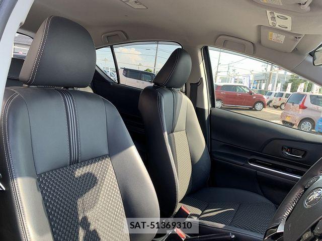 Toyota AQUA 2017-09 8561125-17