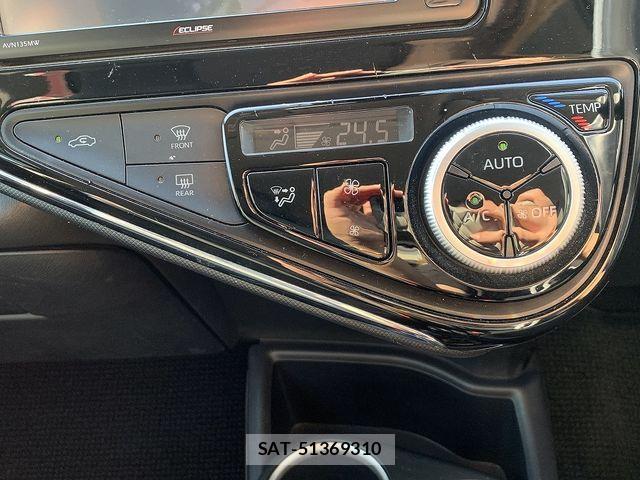 Toyota AQUA 2017-09 8561125-24