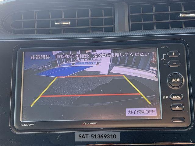 Toyota AQUA 2017-09 8561125-4