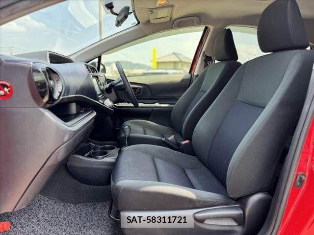 Toyota AQUA 2015-10 8561149-16
