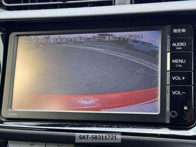 Toyota AQUA 2015-10 8561149-3