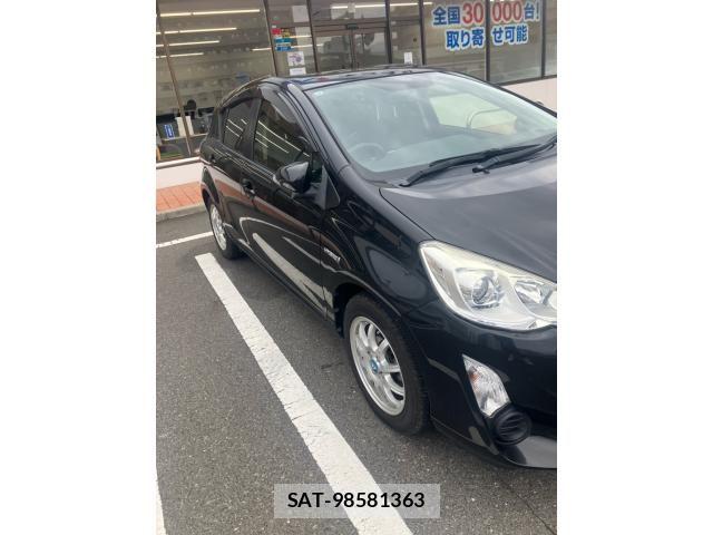Toyota AQUA 2015-10 8561140-4