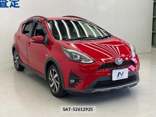 Toyota AQUA 2017-12 8561123-15