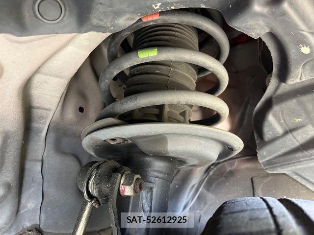 Toyota AQUA 2017-12 8561123-19