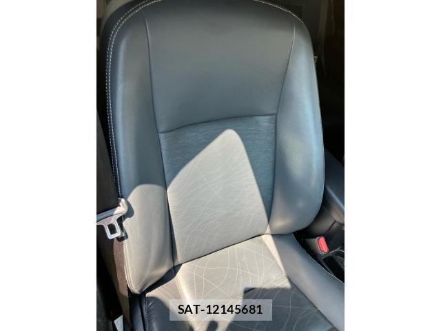 Toyota AQUA 2014-03 8561160-13