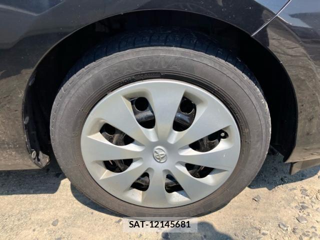 Toyota AQUA 2014-03 8561160-7