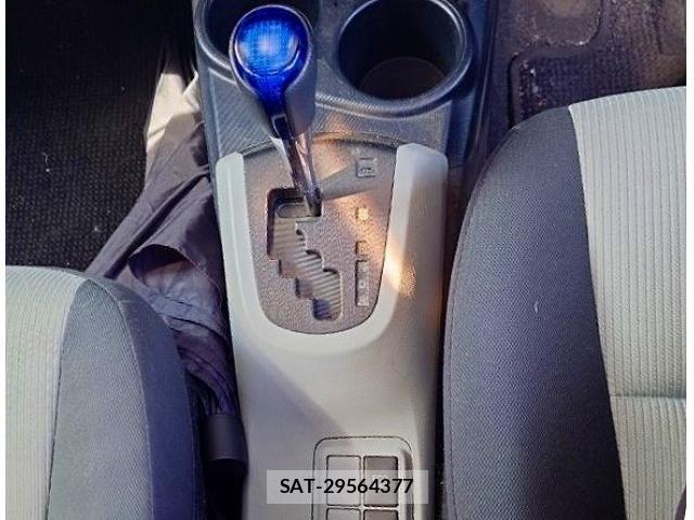 Toyota AQUA 2012-03 8561150-10