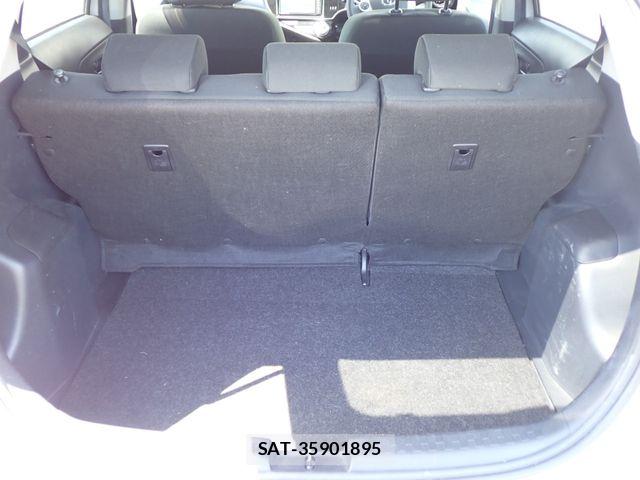 Toyota AQUA 2016-03 8561114-24
