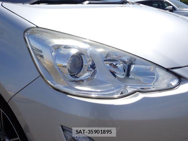 Toyota AQUA 2016-03 8561114-7