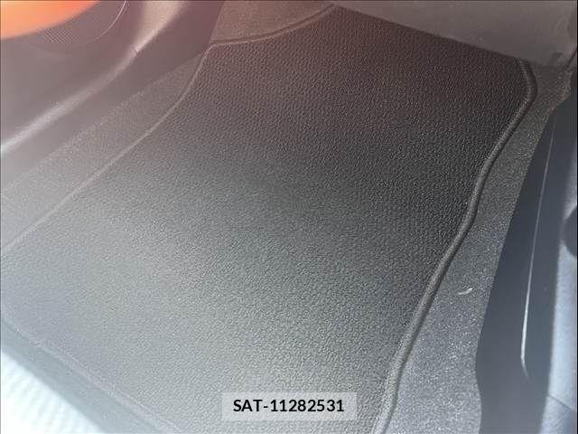 Toyota AQUA 2021-07 8561126-25