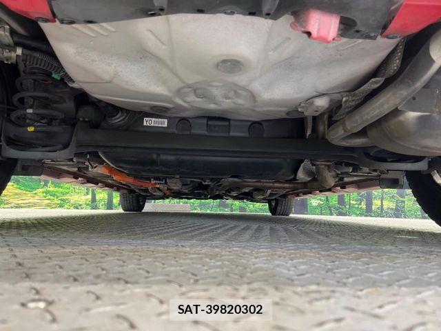 Toyota AQUA 2015-09 8561143-18