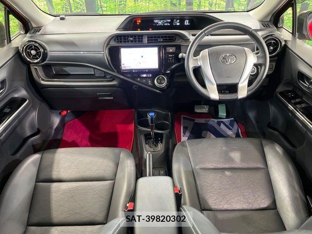 Toyota AQUA 2015-09 8561143-1