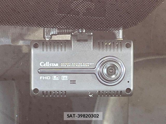Toyota AQUA 2015-09 8561143-3