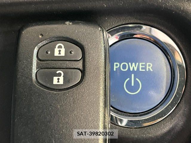 Toyota AQUA 2015-09 8561143-5