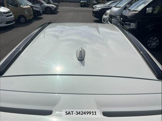 Toyota AQUA 2016-09 8561135-9