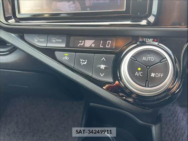 Toyota AQUA 2016-09 8561135-20