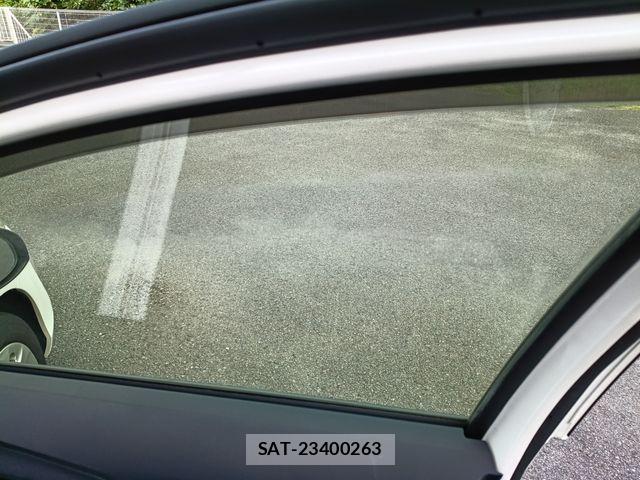 Toyota AQUA 2015-11 8561138-28