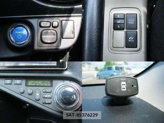 Toyota AQUA 2012-06 8561148-6