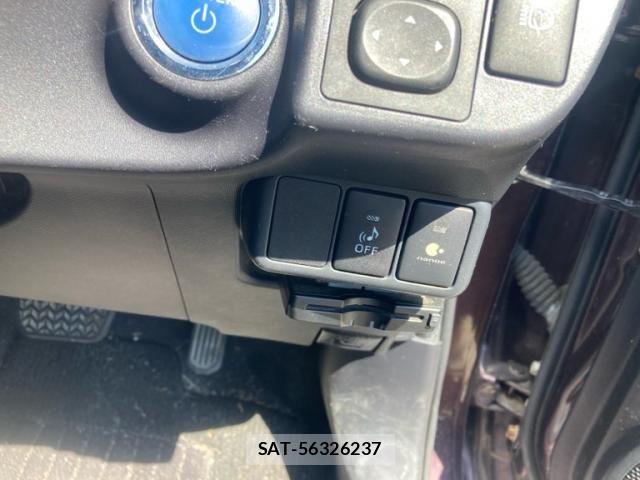 Toyota AQUA 2014-07 8561158-14
