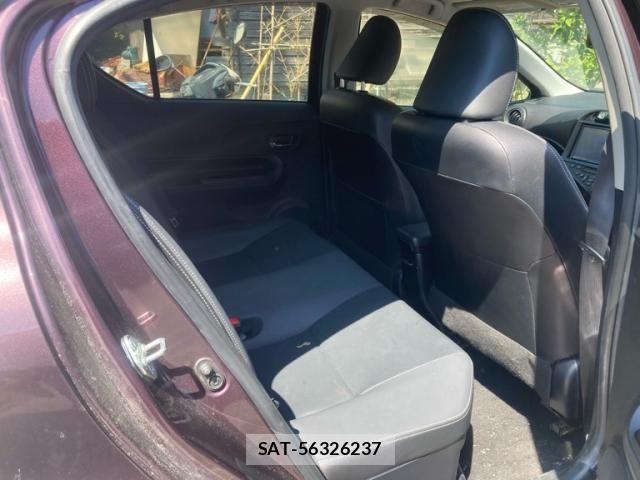 Toyota AQUA 2014-07 8561158-6