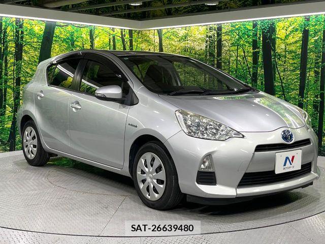 Toyota AQUA 2014-09 8625812-15