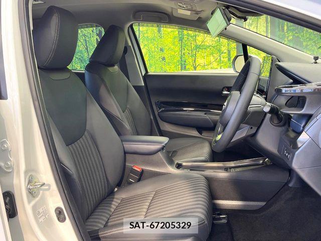 Toyota AQUA 2021-11 8625765-6