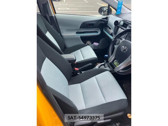 Toyota AQUA 2012-07 8625822-11