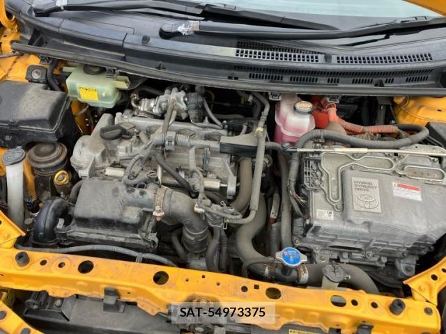 Toyota AQUA 2012-07 8625822-13