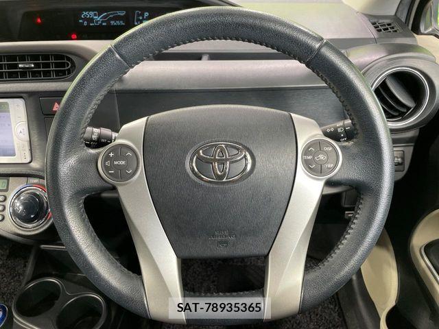 Toyota AQUA 2014-05 8625804-10