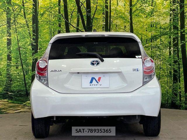 Toyota AQUA 2014-05 8625804-14