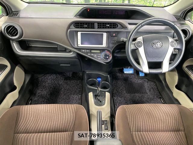 Toyota AQUA 2014-05 8625804-1