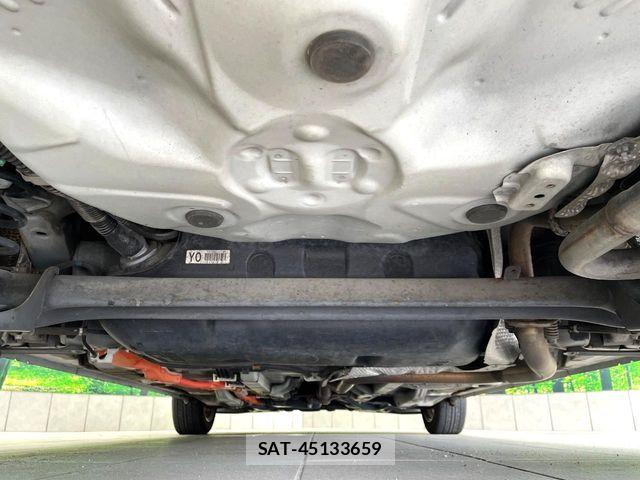 Toyota AQUA 2012-09 8625807-18