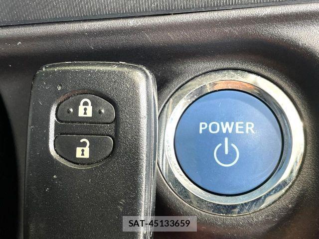 Toyota AQUA 2012-09 8625807-2