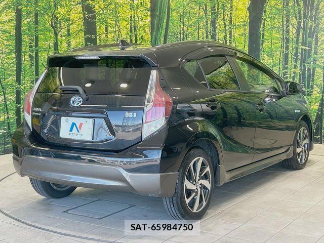 Toyota AQUA 2014-12 8625813-16