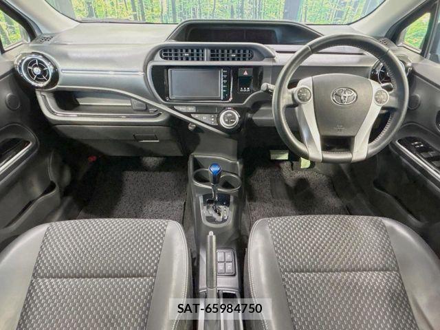 Toyota AQUA 2014-12 8625813-1