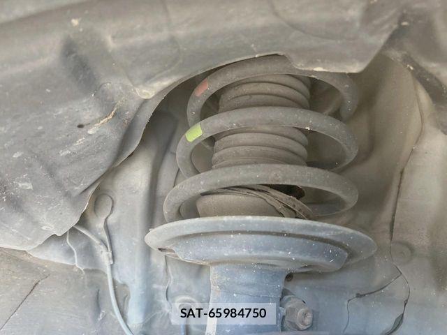 Toyota AQUA 2014-12 8625813-19