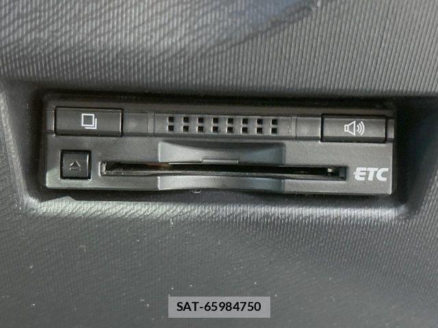 Toyota AQUA 2014-12 8625813-6