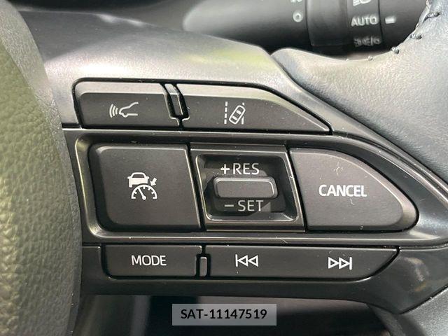 Toyota AQUA 2021-12 8625764-5