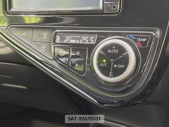 Toyota AQUA 2020-02 8625784-4