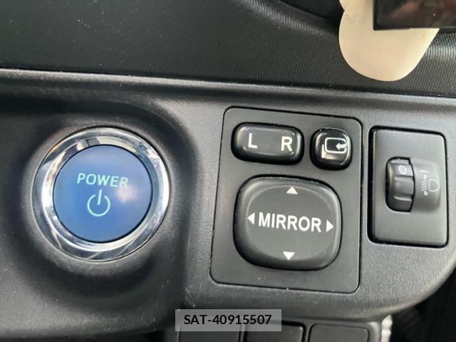 Toyota AQUA 2013-08 8625817-20
