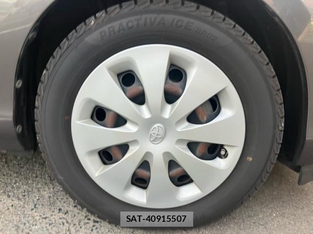 Toyota AQUA 2013-08 8625817-8