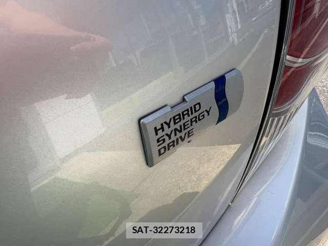 Toyota AQUA 2013-04 8625810-23