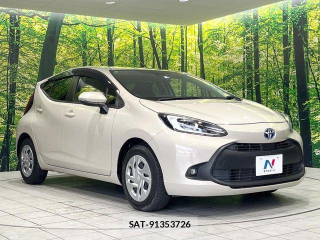 Toyota AQUA 2021-12 8625771-14