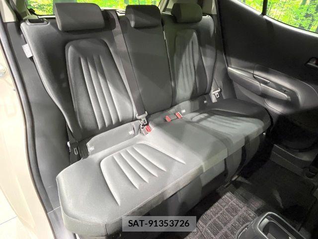 Toyota AQUA 2021-12 8625771-8