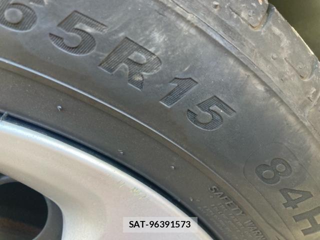 Toyota AQUA 2012-12 8625827-10
