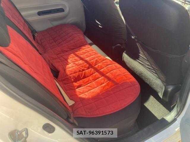 Toyota AQUA 2012-12 8625827-12