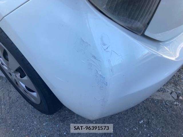 Toyota AQUA 2012-12 8625827-14