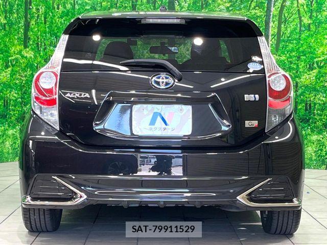 Toyota AQUA 2014-06 8625792-16