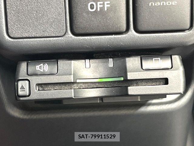 Toyota AQUA 2014-06 8625792-5