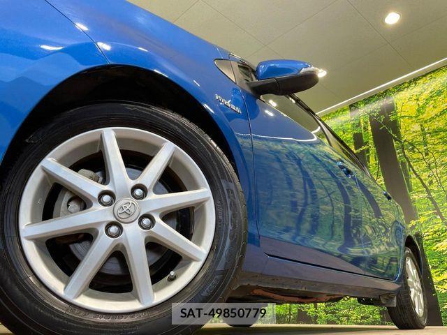 Toyota AQUA 2012-11 8625795-12